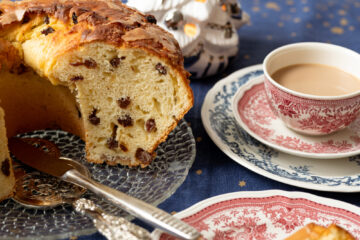 Obfita-babka-drożdżowa-Kugelhopf